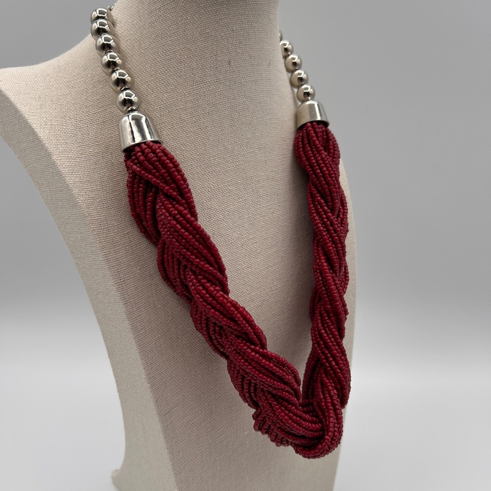 Chunky Red‎ Braided Seed Bead Statement Necklace Silver Tone Ball Bead Accent - Picture 2 of 7